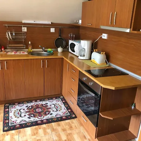 شقة فندقية апартамент, студио хрис, лъки بامبوروفو