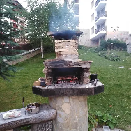 شقة فندقية апартамент, студио хрис, лъки بامبوروفو