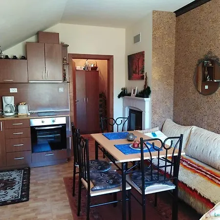 студио хрис в комплекс лъки Апартхотел Пампорово