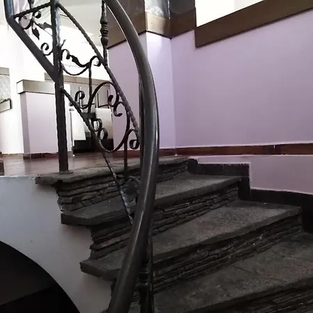 מלון דירות апартамент, студио хрис, лъки