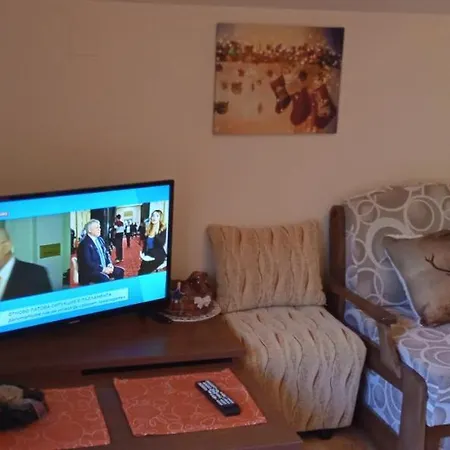 شقة فندقية апартамент, студио хрис, лъки بامبوروفو