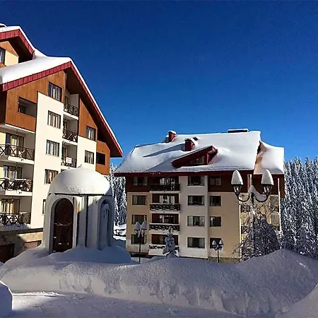 апартамент, студио хрис, лъки 4*