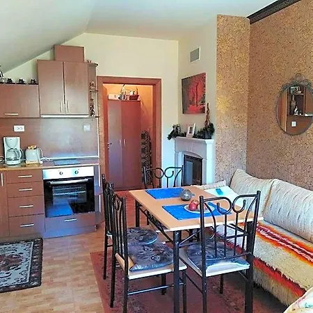 апартамент, студио хрис, лъки Aparthotel Pamporovo