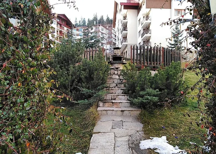 Aparthotel апартамент, студио хрис, лъки 3*