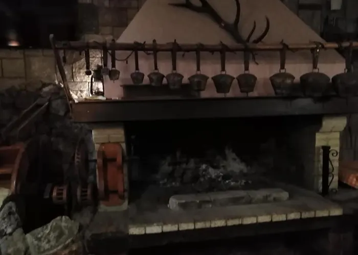 Aparthotel апартамент, студио хрис, лъки 3*