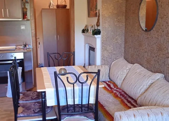 Aparthotel апартамент, студио хрис, лъки Pamporovo